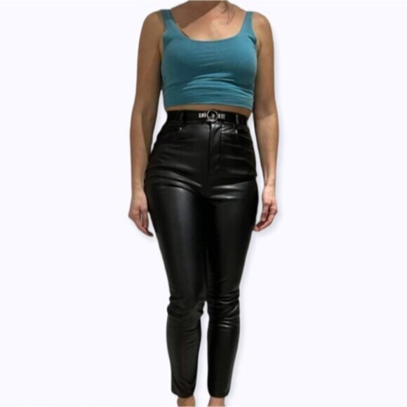 Original Missguided- Black High Waisted Faux Leather Slim pants with pockets - Picture 2 of 7